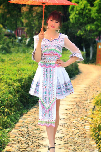 Hmong Fashion Clothes - Khaub Ncaws Hmoob